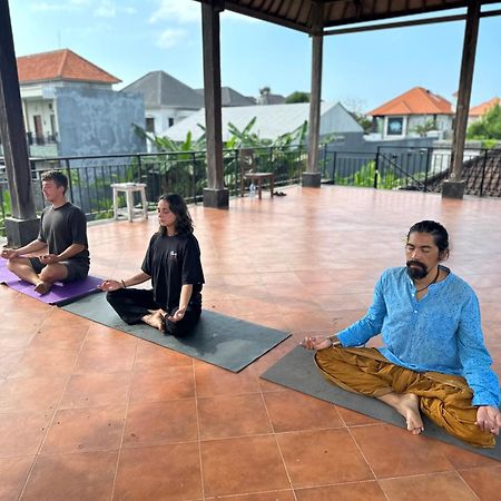 Diuma Residence Yoga Meditation Retreat And Healing Center Sanur Kültér fotó