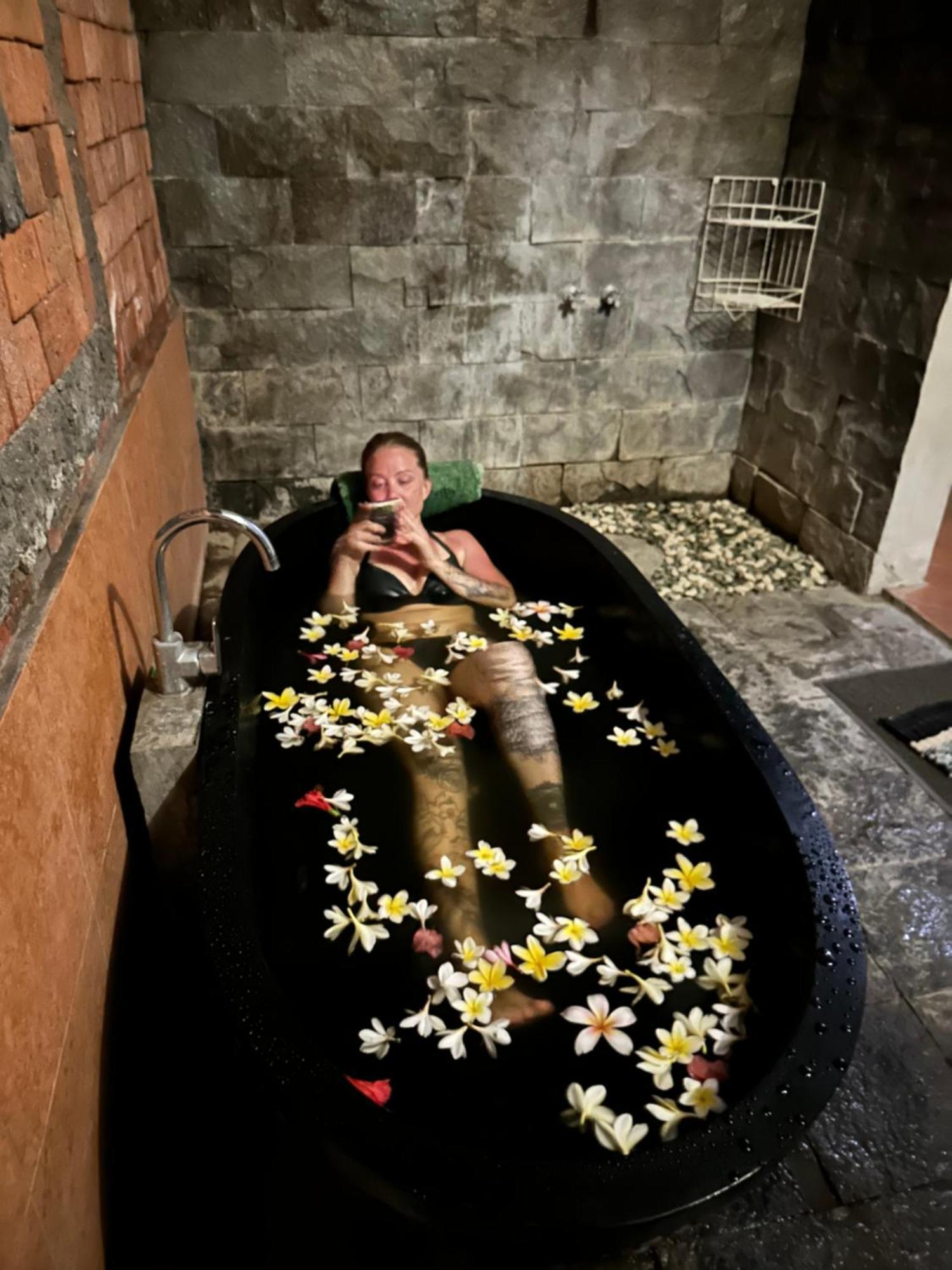 Diuma Residence Yoga Meditation Retreat And Healing Center Sanur Kültér fotó