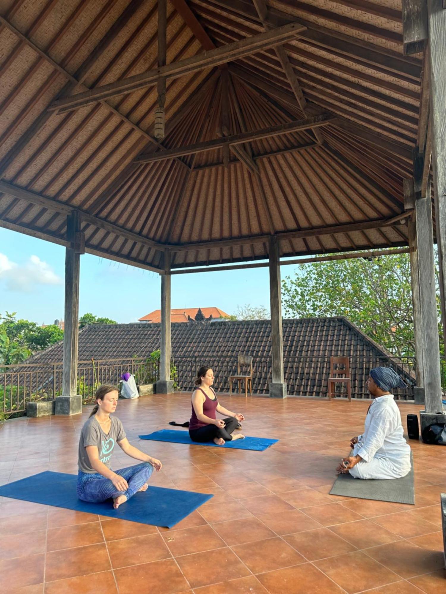 Diuma Residence Yoga Meditation Retreat And Healing Center Sanur Kültér fotó